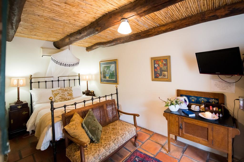 Tulbagh Country Guest House - Cape Dutch Quarters エクステリア 写真