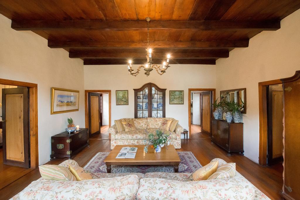 Tulbagh Country Guest House - Cape Dutch Quarters エクステリア 写真